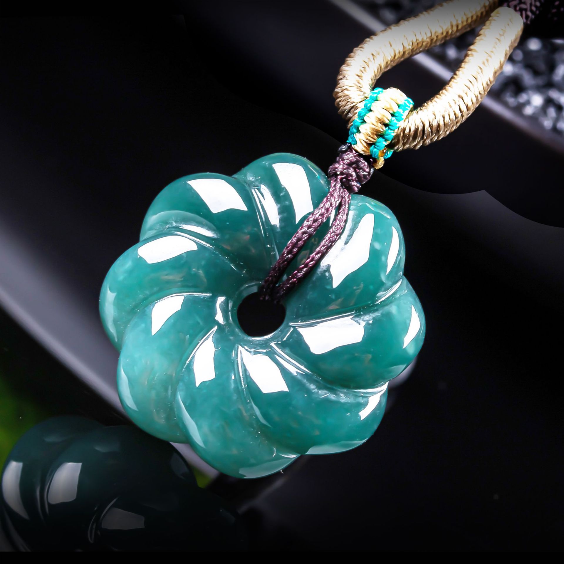 Natural Burmese Jadeite Flower - Jewelry & Watches Spółka Z Ograniczoną Odpowiedzialnością review and price